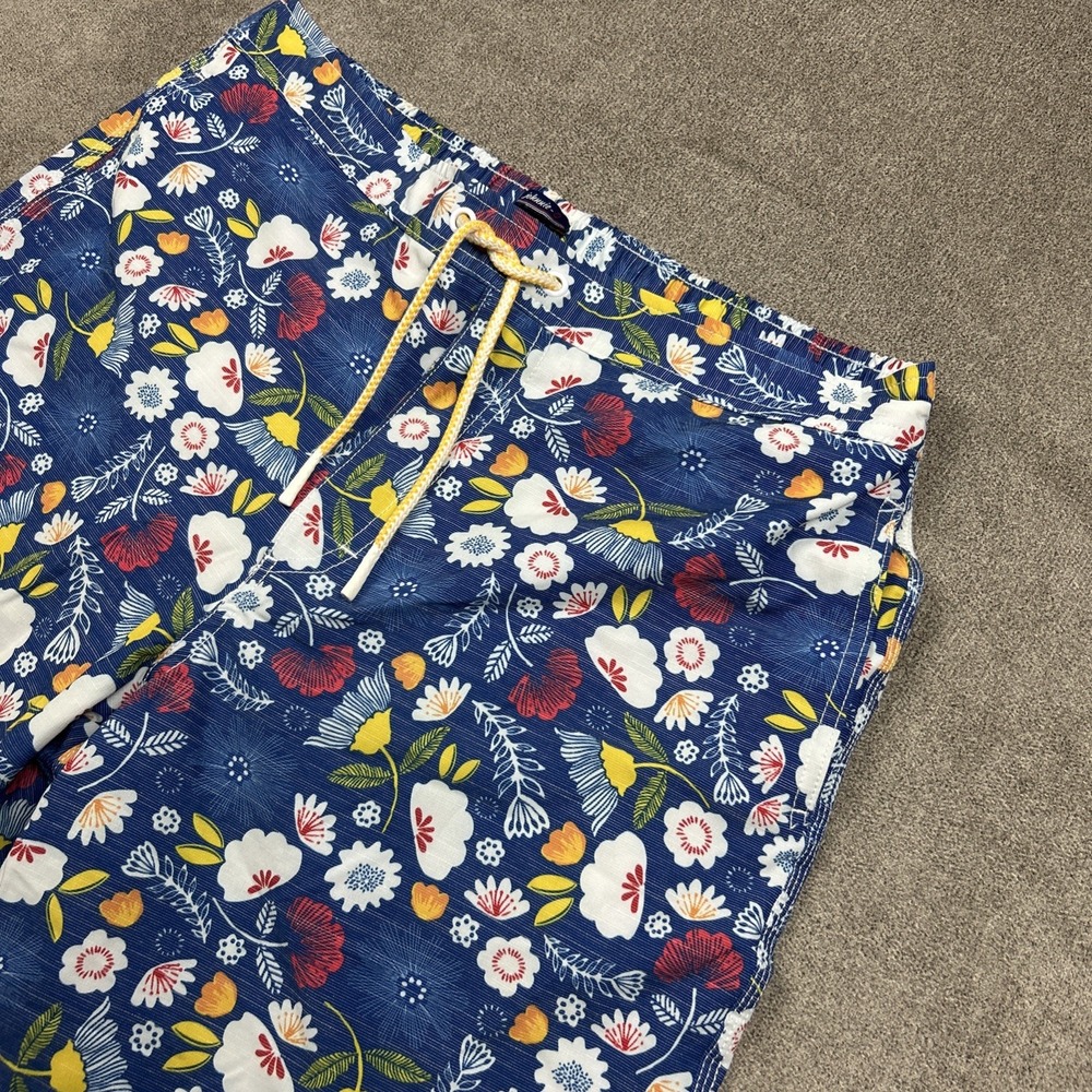 JOHNNIE-O Floral Mesh Lined Swim Shorts Mens Large 9" Art Vacation Blue Stretch - Picture 2 of 10